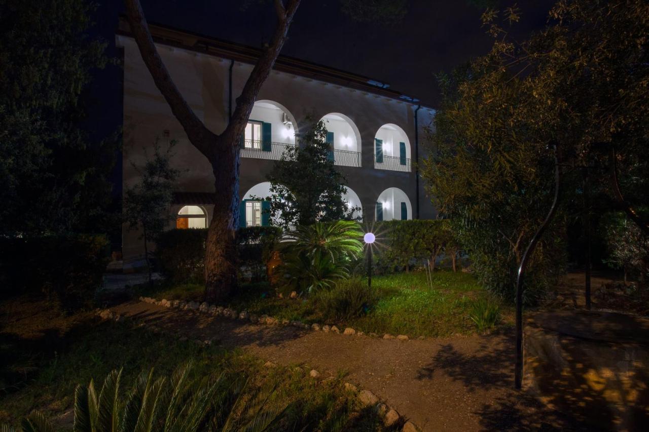 Villa Marta ตารันโต ภายนอก รูปภาพ