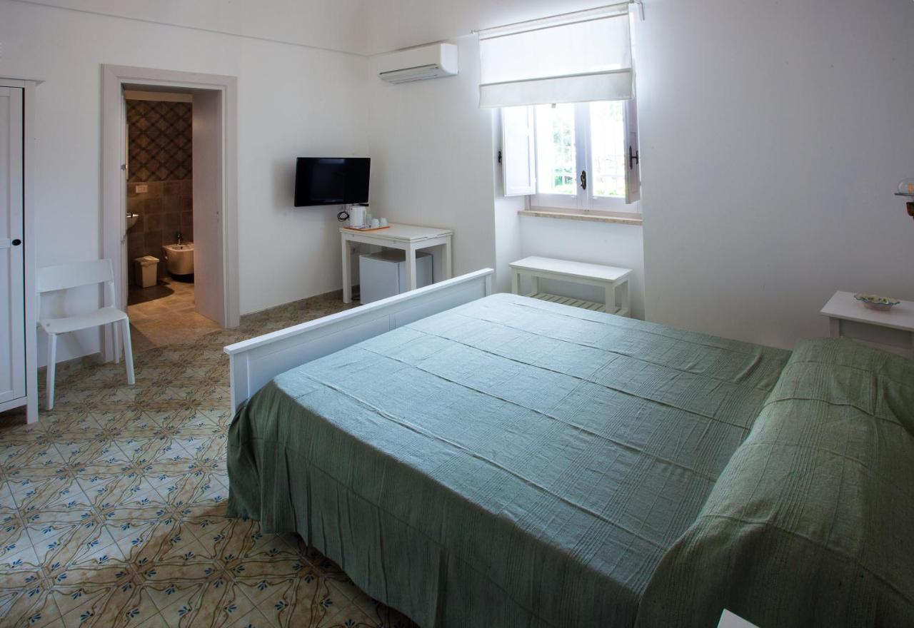 Villa Marta ตารันโต ภายนอก รูปภาพ